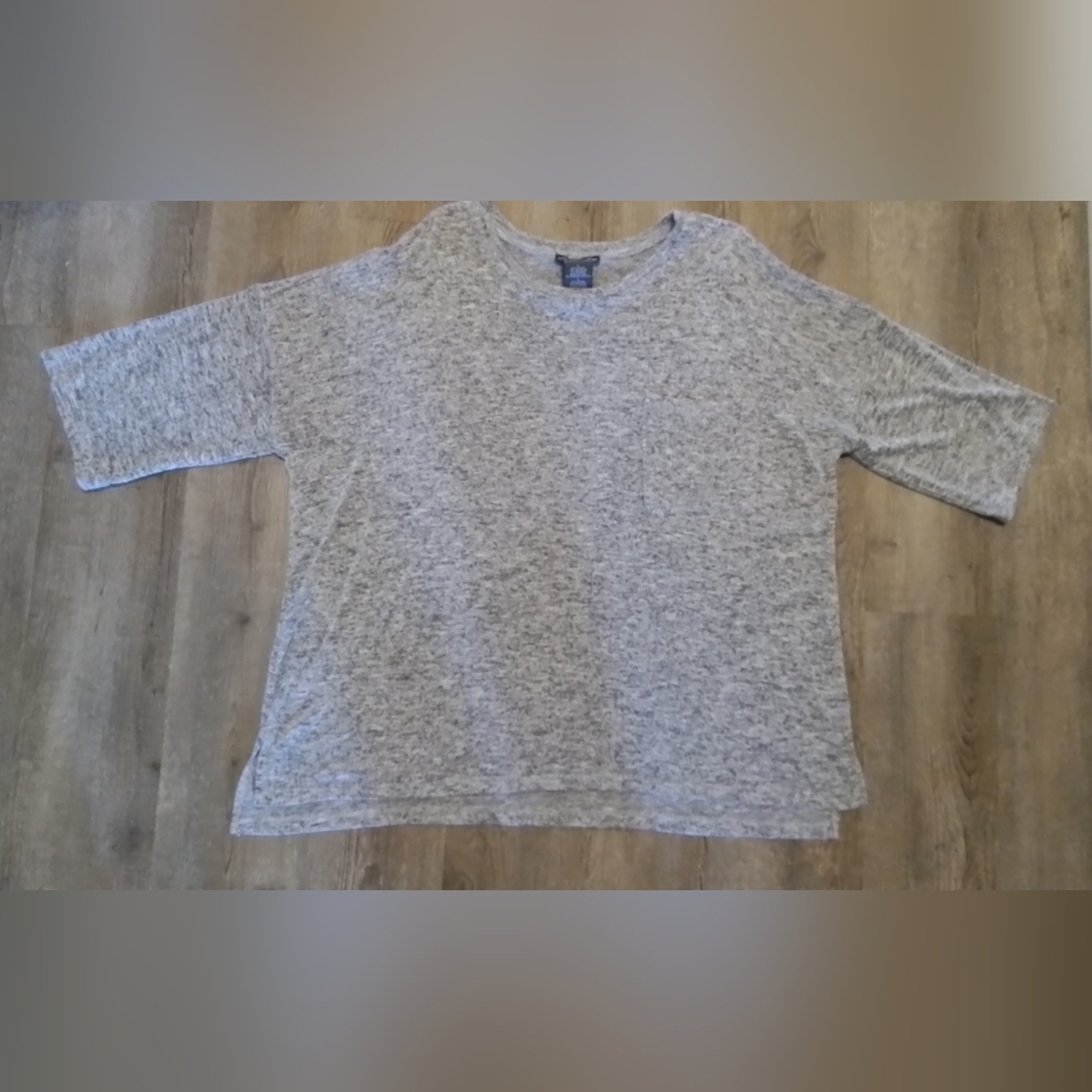 Gray Heathered Top